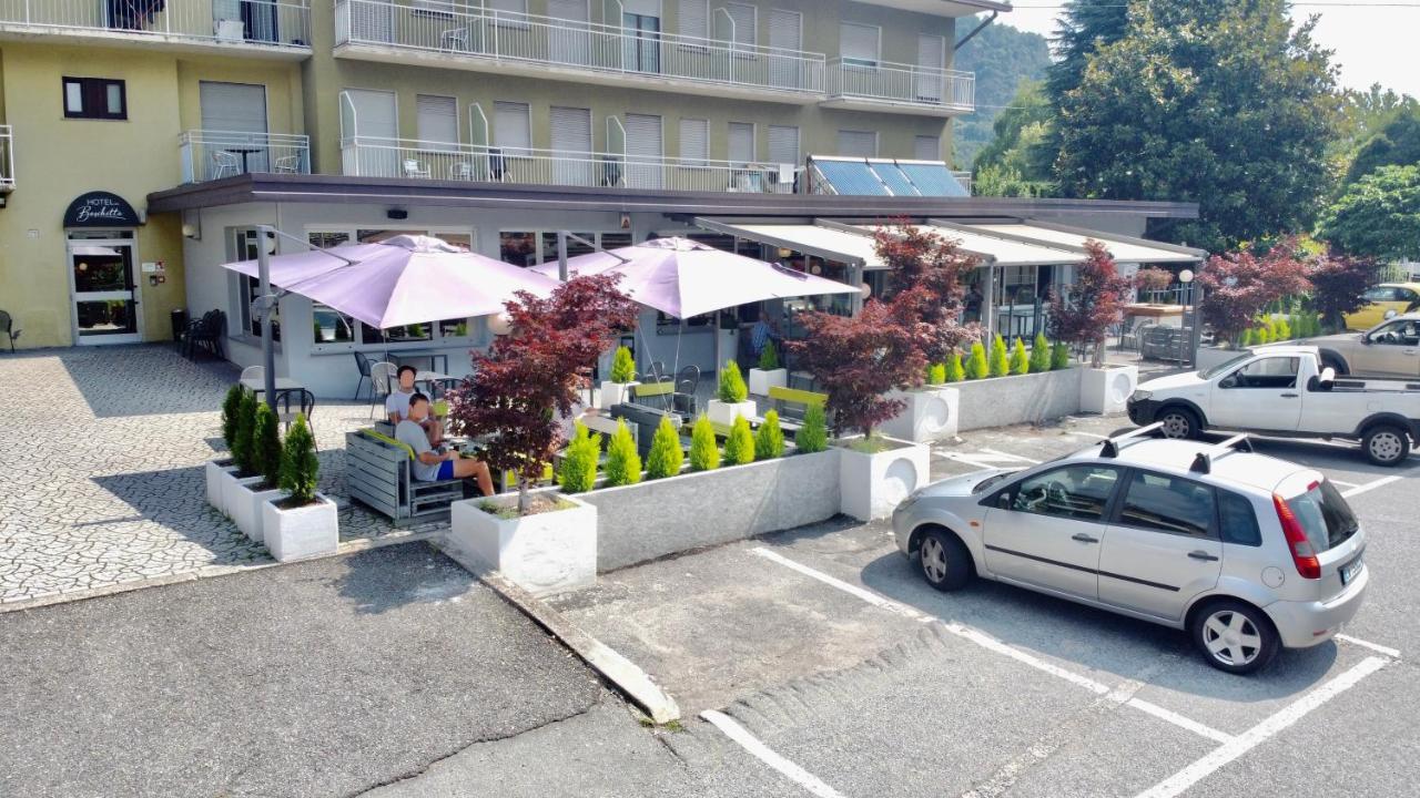 Poggiridenti Hotel Del Boschetto מראה חיצוני תמונה