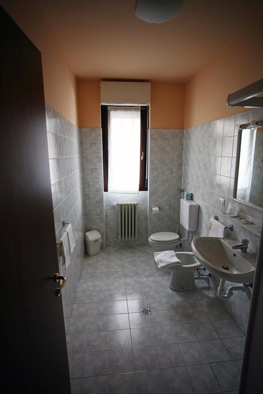 Poggiridenti Hotel Del Boschetto חדר תמונה